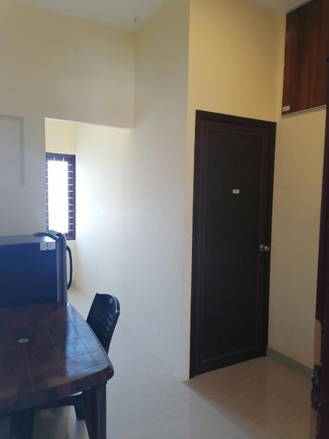 Queens Residency Thrissur Dış mekan fotoğraf