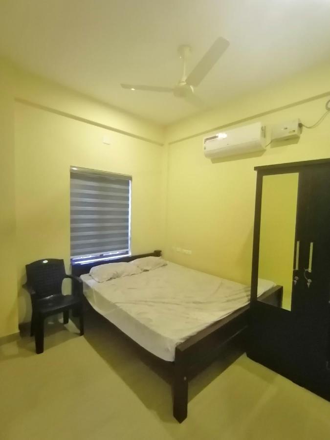 Queens Residency Thrissur Dış mekan fotoğraf