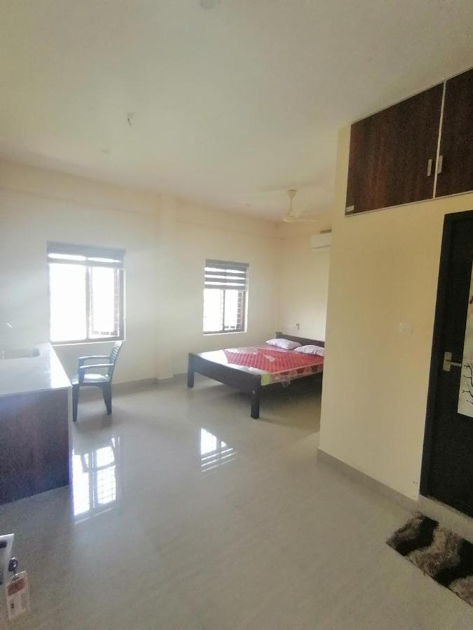 Queens Residency Thrissur Dış mekan fotoğraf